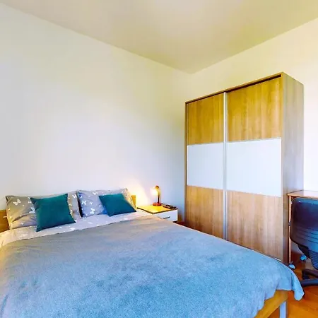 Apartmán Modern Budget For Up To 5 Guests Split